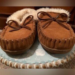 BRAND NEW J. Crew WOMENS Suede faux-shearling slippers size 9